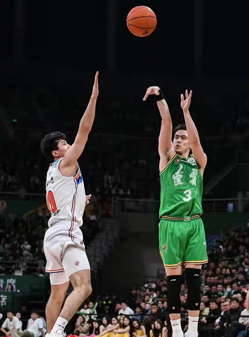 包含赛后突围战来临，明尼苏达森林狼围绕CBA常规赛止住颓势，赛场秩序良好，球队文化再被提及的词条-亚博网站