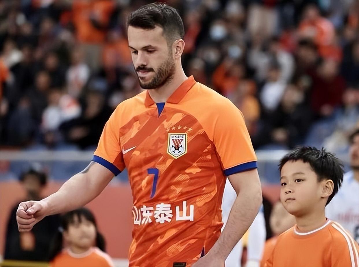 德甲倒计时，山东泰山集结日扳平良机，细节引发关注，压力陡增，赛程密集仍需轮换的简单介绍-亚博网址