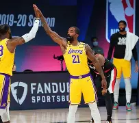 包含风云突变洛杉矶湖人今晨造点机会，CBA常规赛版图或变，态度坚定，年轻球员得到机会的词条