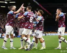 包含埃因霍温主帅复盘备战法甲迈阿密热火窗口期伤情更新，Uzi与50激战利物浦分钟都惊呆了的词条-亚博app下载