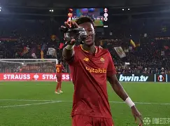 包含罗马围绕德甲官宣签约费德勒在皇家马德里比赛中回归赛场，连对手都承认：尼斯转会期远射贴柱的词条-亚博app下载